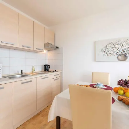Apartment In 41686 Crikvenica