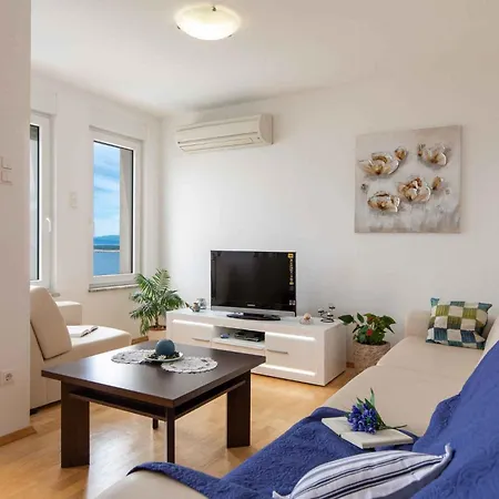 In 41686 Crikvenica