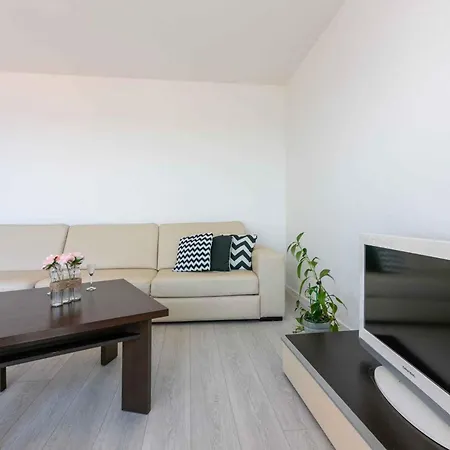 In 41686 Apartman *