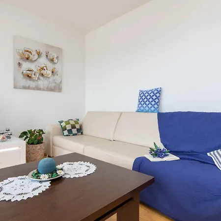 In 41686 Apartman *